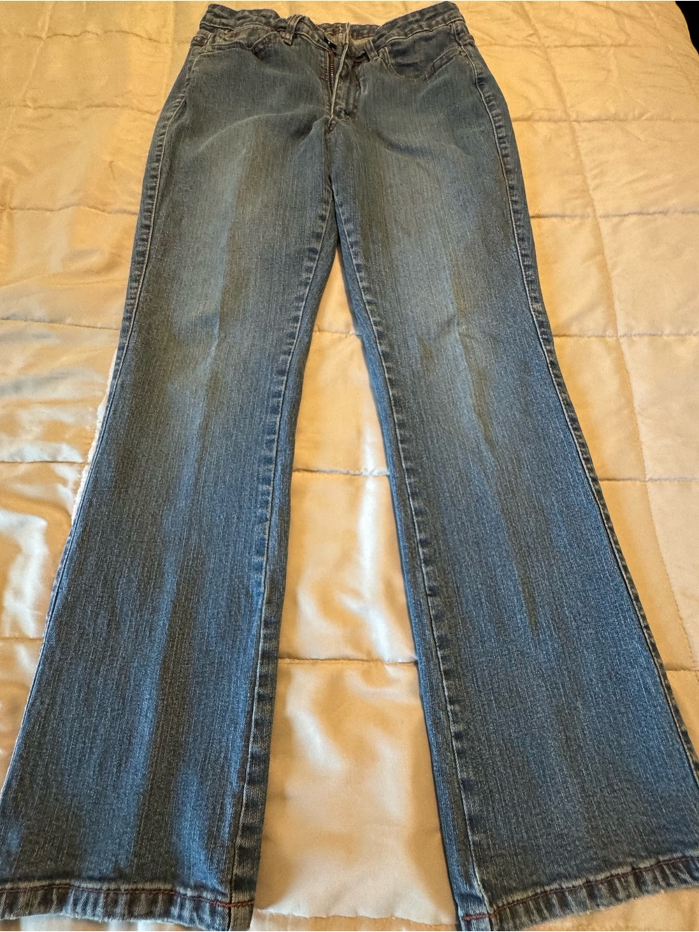 Aura Wide-Leg Jeans in Medium Blue Denim